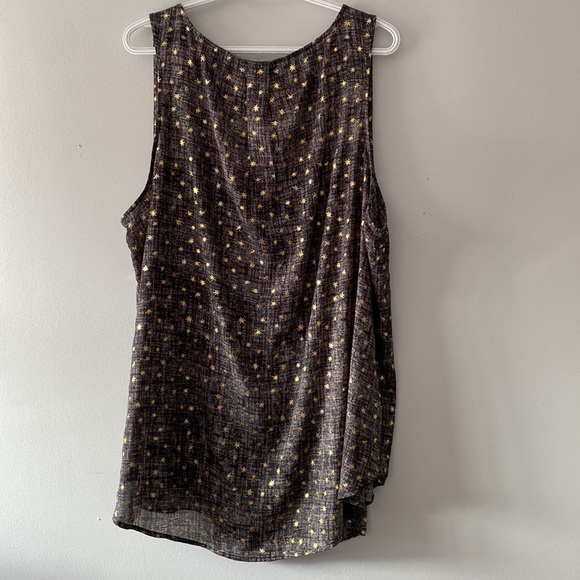 Torrid Melange w/ Gold foil star Pattern Sleeveless Tunic - Picture 3 of 3